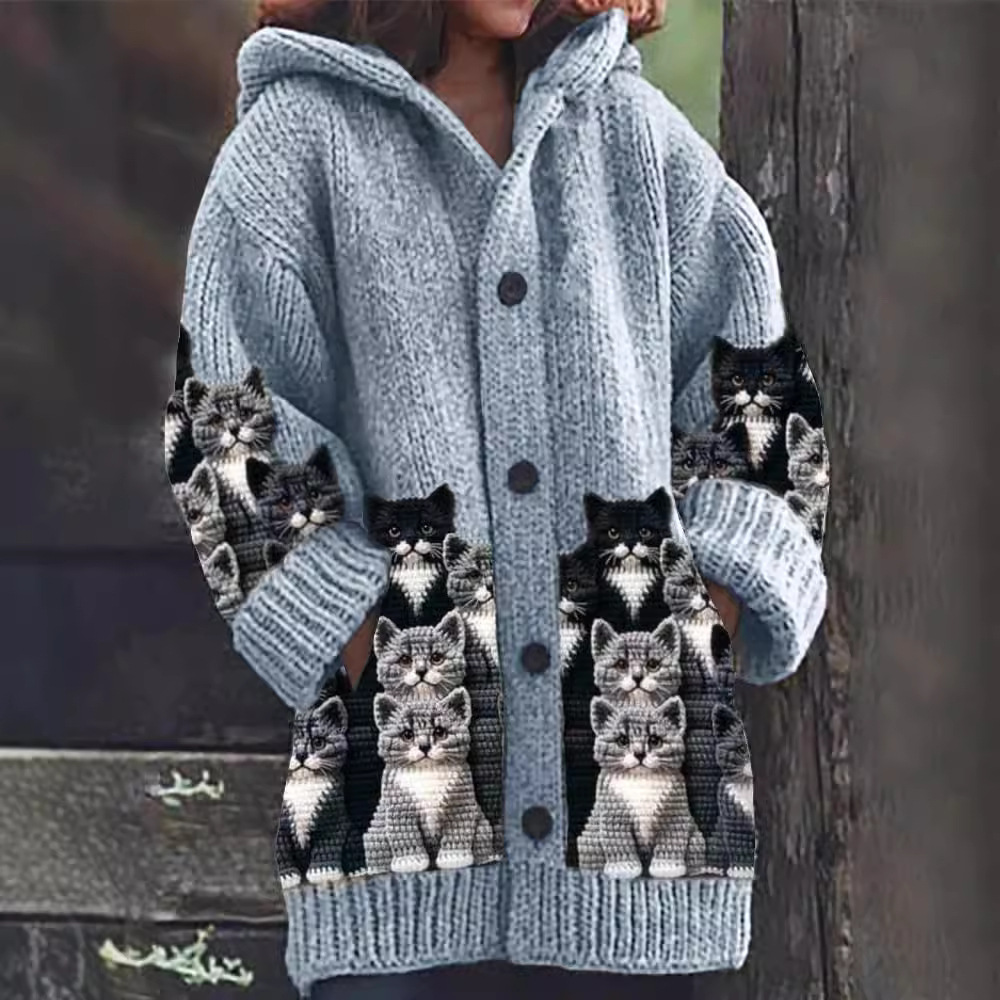 Jasmin – Knusse Gebreide Cardigan met Kattenprint