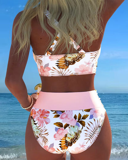 Bikini met contrasterende bloemenprint en split