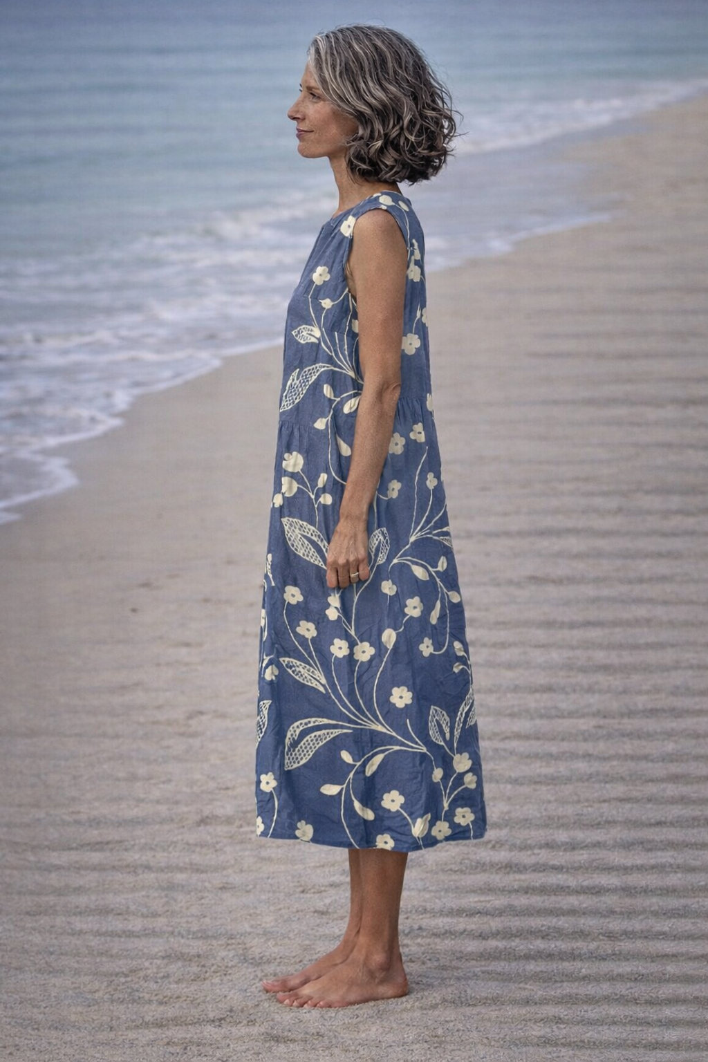 Estela | Midi-jurk zonder mouwen met bloemen in vintage-stijl