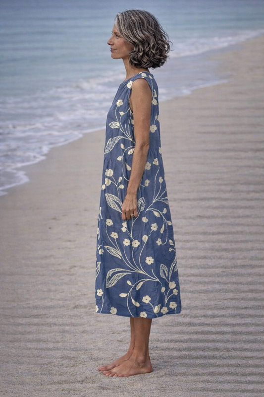 Estela | Midi-jurk zonder mouwen met bloemen in vintage-stijl